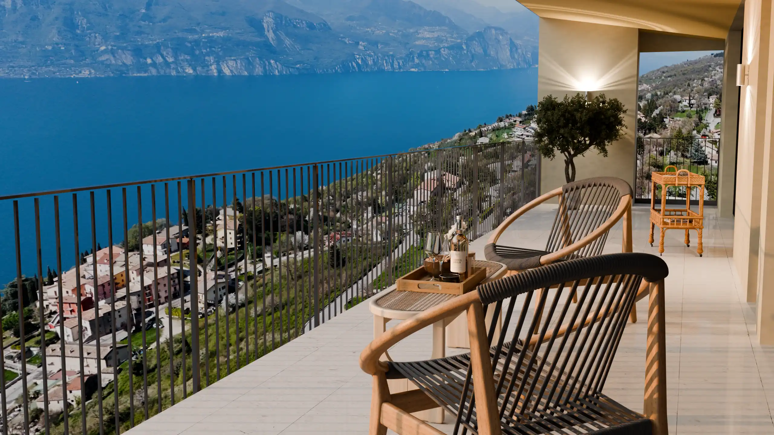 La vista sul Lago di Garda dal balcone di Villa Azzurra